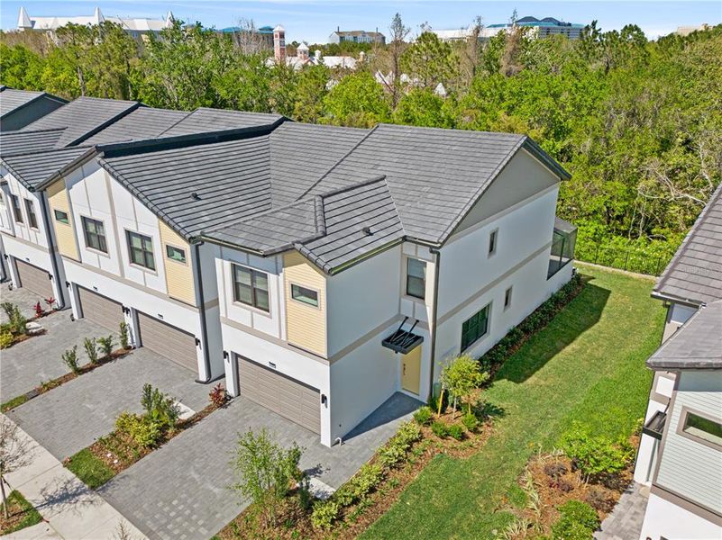 Front exterior of a home in the Paradiso Grande community, located in Orlando, FL (Image 3).