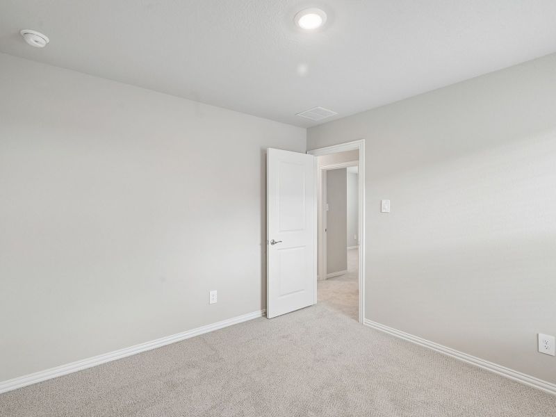 Spacious, unfurnished interior of a new home in Parks at Foster Crossing - Signature Series, Anna (Image 26). Spacious, unfurnished interior of a new home in Parks at Foster Crossing - Signature Series, Anna (Image 26).