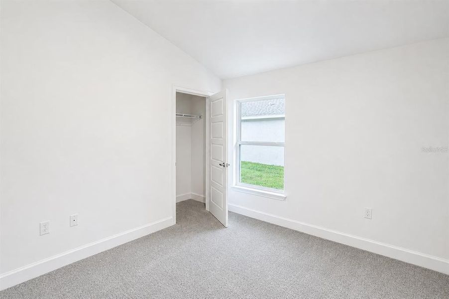 Spacious, unfurnished interior of a new home in Harmony Central, St. Cloud (Image 20).