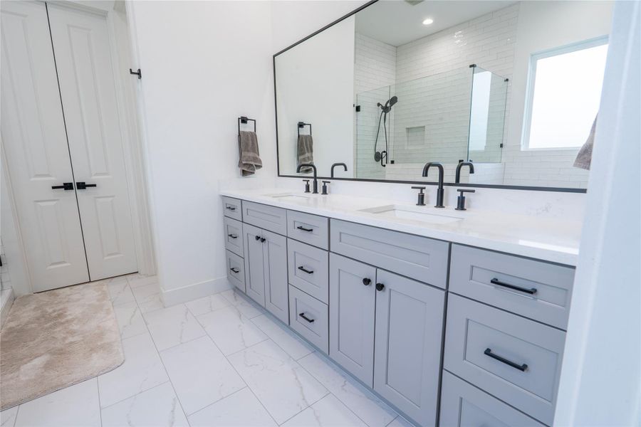 Furnished interior view inside a new home in , Houston (Image 22). Furnished interior view inside a new home in , Houston (Image 22).