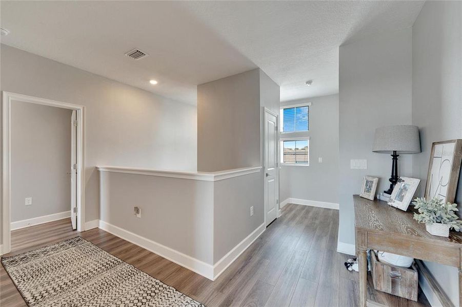 Spacious, unfurnished interior of a new home in Marisol Pointe at MiraBay Florida Series, Apollo Beach (Image 18).