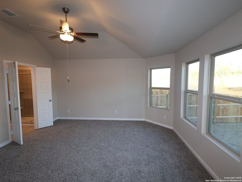Spacious, unfurnished interior of a new home in Agave, San Antonio (Image 32). Spacious, unfurnished interior of a new home in Agave, San Antonio (Image 32).