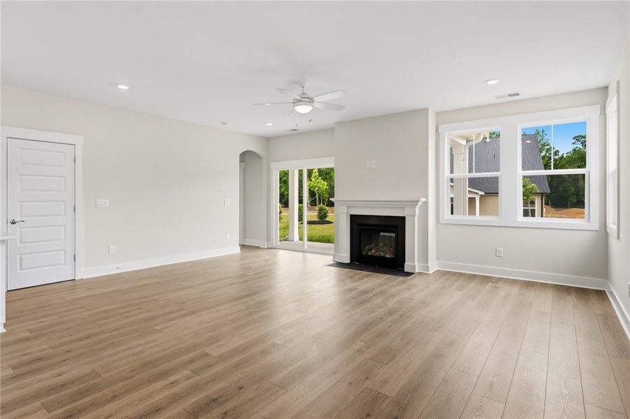 Spacious, unfurnished interior of a new home in Saratoga Oaks, Williamston (Image 21).