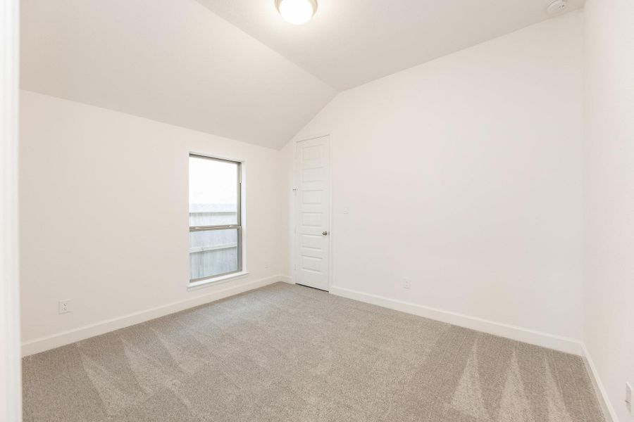 Spacious, unfurnished interior of a new home in Jordan Ranch, Fulshear (Image 38).