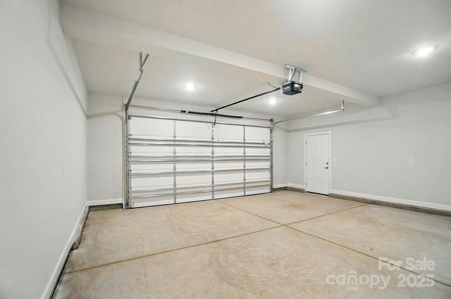 Spacious, unfurnished interior of a new home in , Statesville (Image 11). Spacious, unfurnished interior of a new home in , Statesville (Image 11).