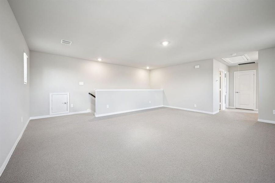Photo is not of the actual home, but is an inspirational photo of builder’s model home and may depict options, furnishings, and/or decorator features that are not included. Photo is not of the actual home, but is an inspirational photo of builder’s model home and may depict options, furnishings, and/or decorator features that are not included.