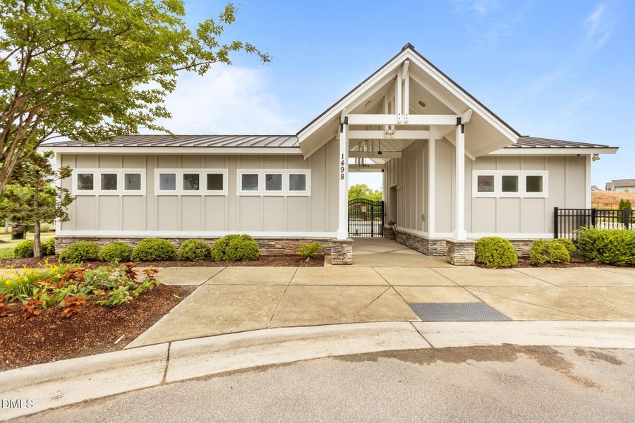 48-web-or-mls-2N6A1041