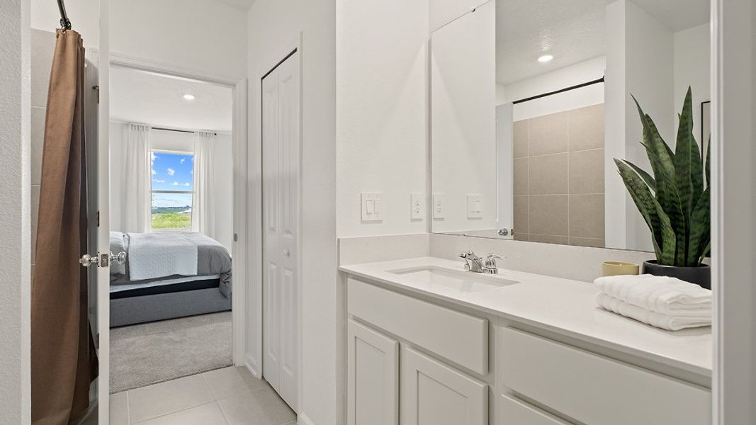 Florida Core L005 Georgia Owners Bath 1of2 F1 Base3 7 3 25