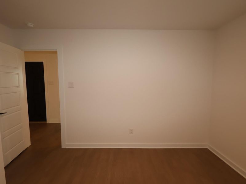 Spacious, unfurnished interior of a new home in Ambrose, La Marque (Image 30).