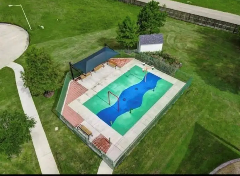 Community amenities in Kings Mill, Kingwood (Image 3). Community amenities in Kings Mill, Kingwood (Image 3).