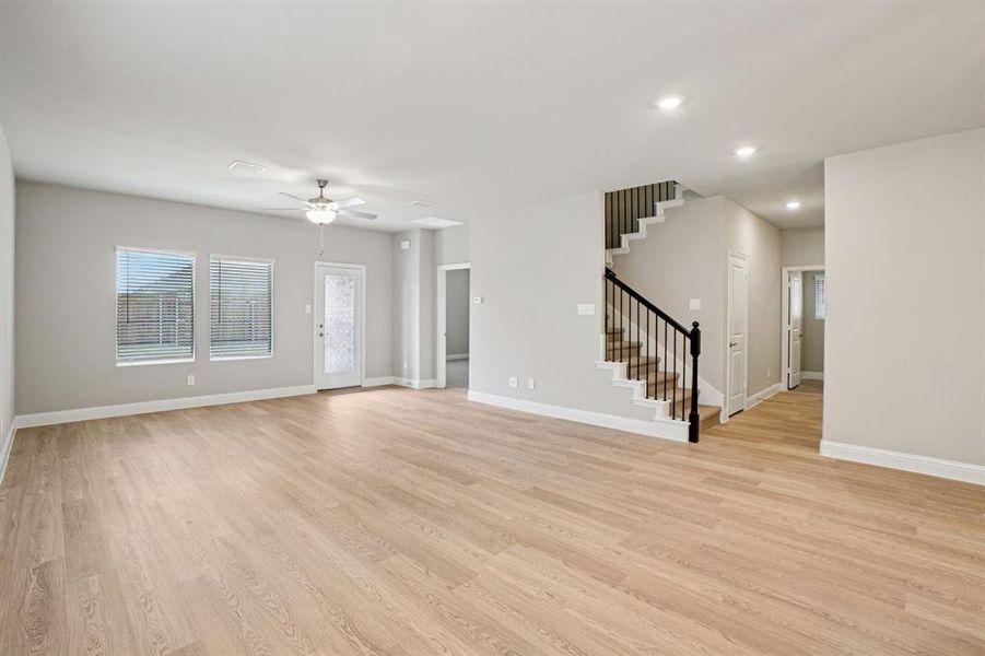 Photo is not of the actual home, but is an inspirational photo of builder’s model home and may depict options, furnishings, and/or decorator features that are not included. Photo is not of the actual home, but is an inspirational photo of builder’s model home and may depict options, furnishings, and/or decorator features that are not included.