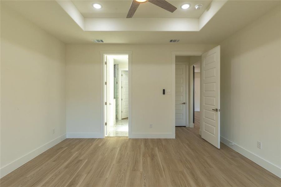 Spacious, unfurnished interior of a new home in , Dallas (Image 11). Spacious, unfurnished interior of a new home in , Dallas (Image 11).