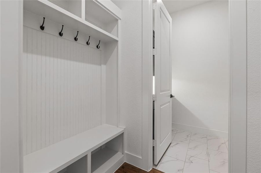 Furnished interior view inside a new home in King Crossing Estates, Van Alstyne (Image 6).