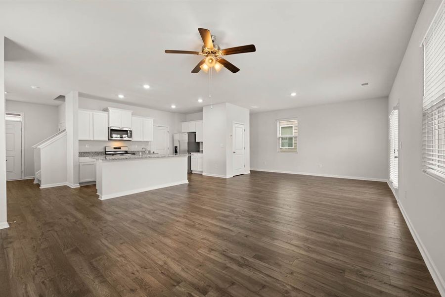 Representative unfurnished interior of a home built from the Elston by D.R. Horton in Captain's Corner, Grovetown (Image 30).