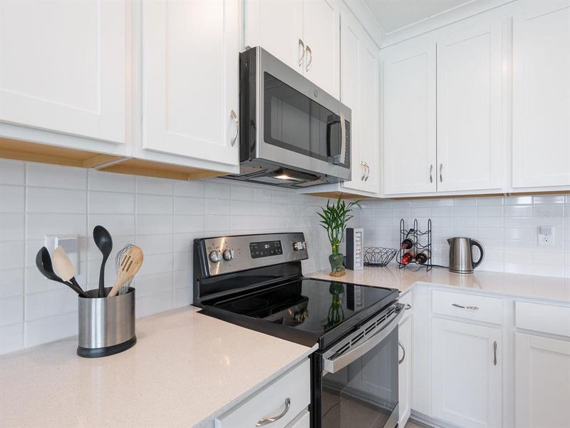 Furnished interior view inside a new home in Summerwoods, Parrish (Image 11). Furnished interior view inside a new home in Summerwoods, Parrish (Image 11).