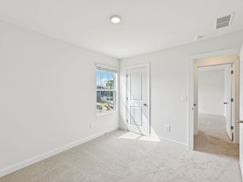 Spacious, unfurnished interior of a new home in Buffalo Ridge, Newton (Image 17). Spacious, unfurnished interior of a new home in Buffalo Ridge, Newton (Image 17).