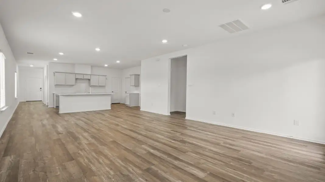 Spacious, unfurnished interior of a new home in The Canopies, Splendora (Image 11). Spacious, unfurnished interior of a new home in The Canopies, Splendora (Image 11).