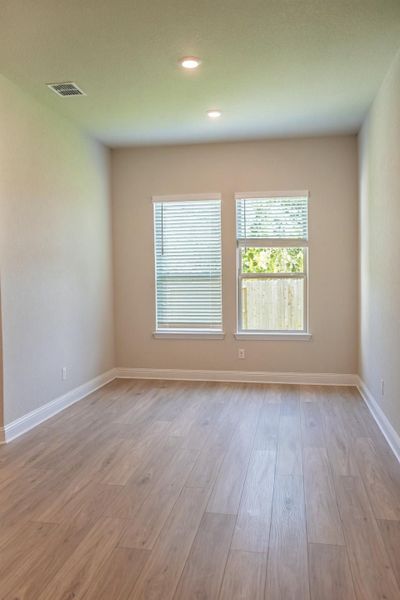 Spacious, unfurnished interior of a new home in Buffalo Crossing, Schertz (Image 19). Spacious, unfurnished interior of a new home in Buffalo Crossing, Schertz (Image 19).