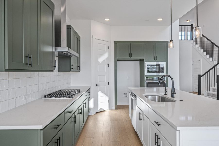 Furnished interior view inside a new home in , Buda (Image 7).