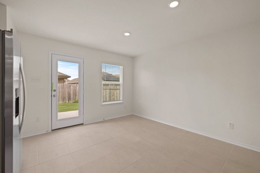 Spacious, unfurnished interior of a new home in Sonterra - Cool Water, Jarrell (Image 14).