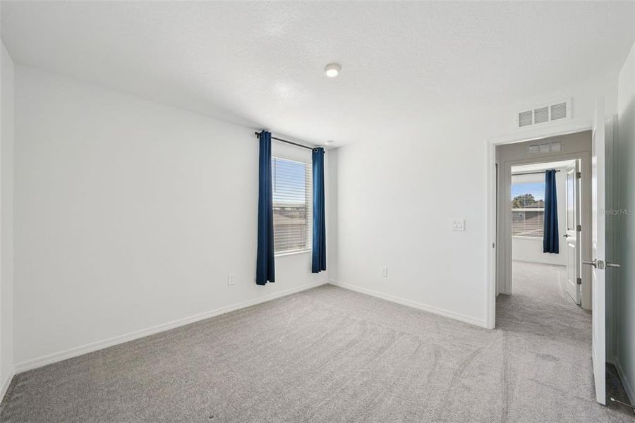 Spacious, unfurnished interior of a new home in Park East: The Manors, Plant City (Image 52). Spacious, unfurnished interior of a new home in Park East: The Manors, Plant City (Image 52).