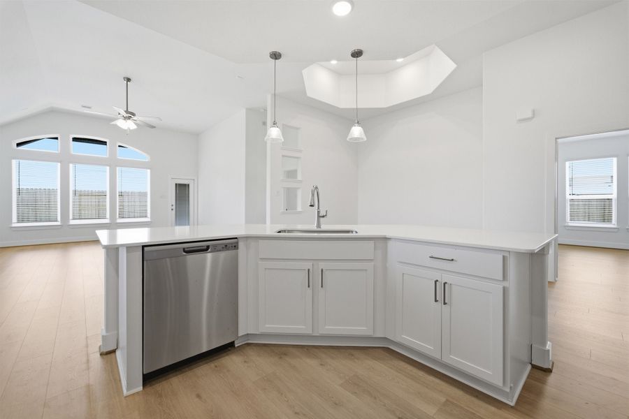 Furnished interior view inside a new home in River Ranch Meadows, Dayton (Image 10).
