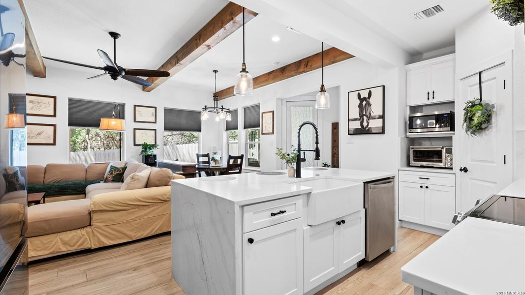 Furnished interior view inside a new home in , Canyon Lake (Image 5).