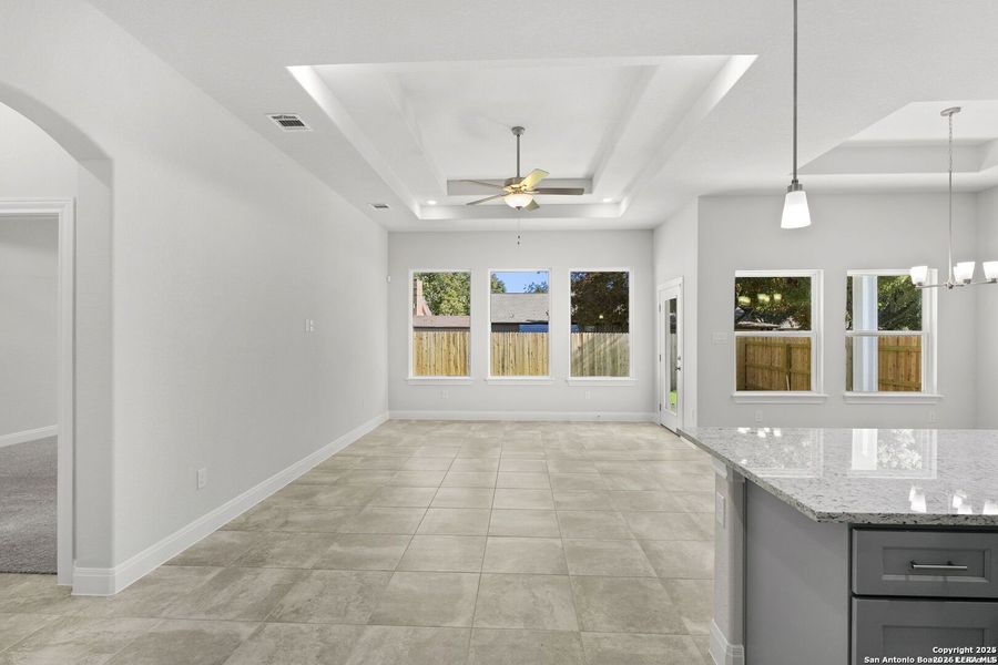 Spacious, unfurnished interior of a new home in , Seguin (Image 12).