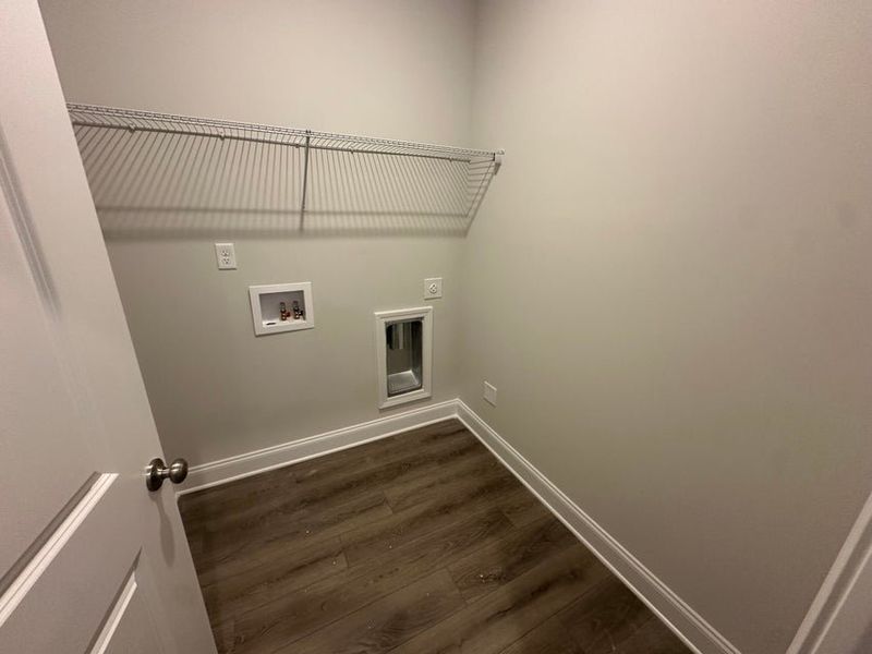 Spacious, unfurnished interior of a new home in Windsor Townhomes, North Augusta (Image 10).