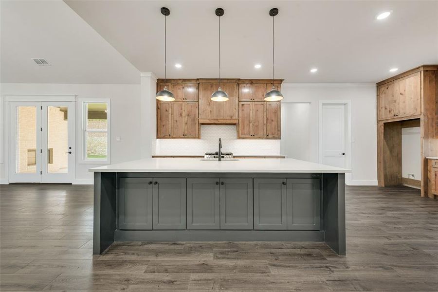 Furnished interior view inside a new home in Lincoln Pointe, Van Alstyne (Image 12). Furnished interior view inside a new home in Lincoln Pointe, Van Alstyne (Image 12).