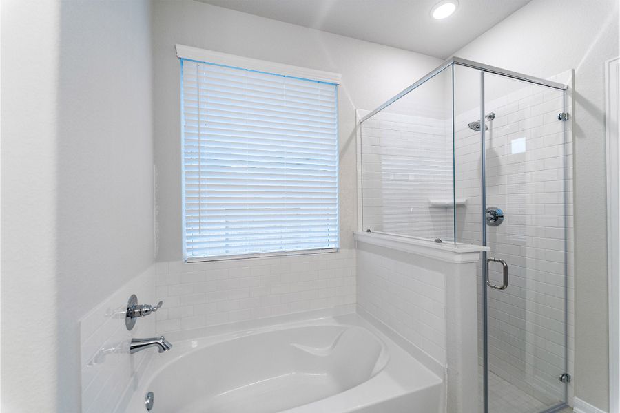 Image 16 of a home in Creekhaven.