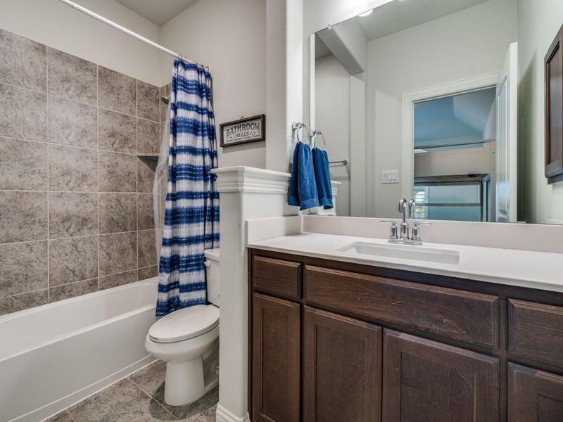 Furnished interior view inside a new home in , Wylie (Image 21). Furnished interior view inside a new home in , Wylie (Image 21).