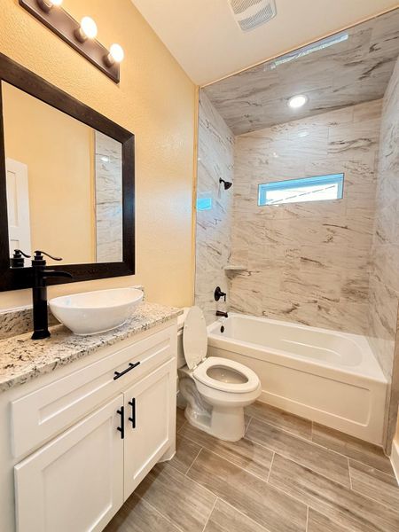 Furnished interior view inside a new home in , Willis (Image 4).