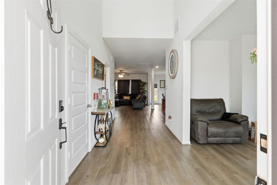 Furnished interior view inside a new home in Oakwood Estates, Waller (Image 7).