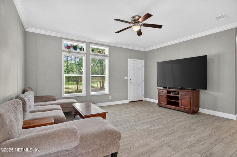 Furnished interior view inside a new home in , Middleburg (Image 5).