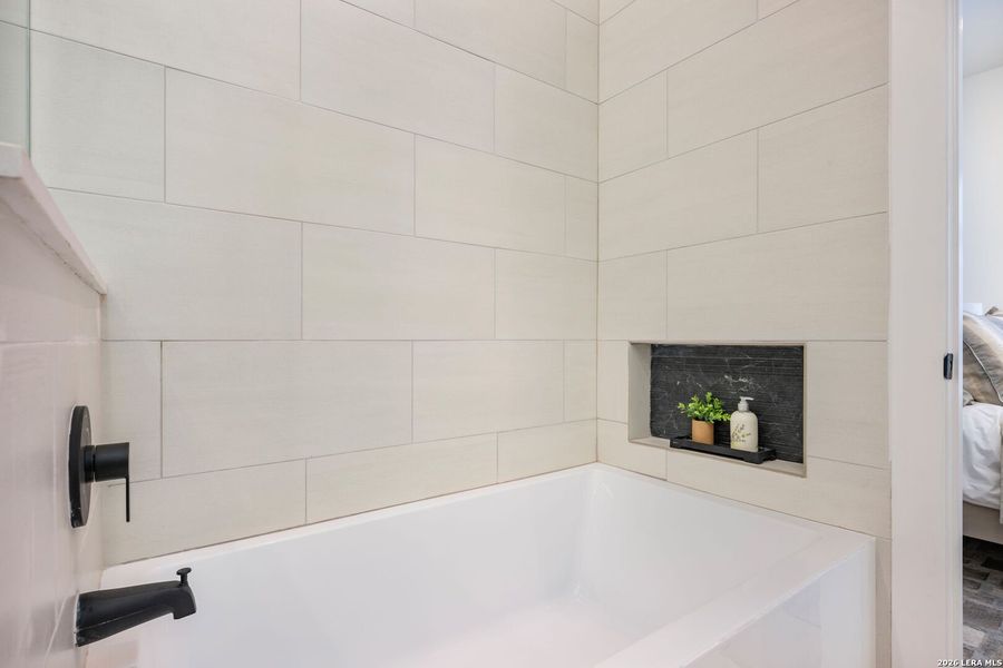 Close-up of interior finishes inside a home in Grayson House, San Antonio (Image 18). Close-up of interior finishes inside a home in Grayson House, San Antonio (Image 18).