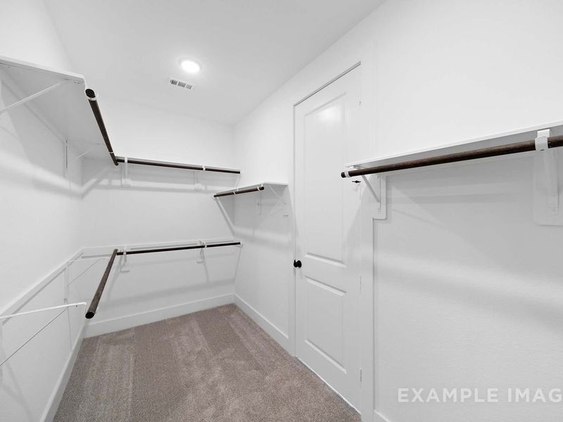 Representative unfurnished interior of a home built from the The Elizabeth A by Davidson Homes LLC in Lago Mar, Texas City (Image 32).