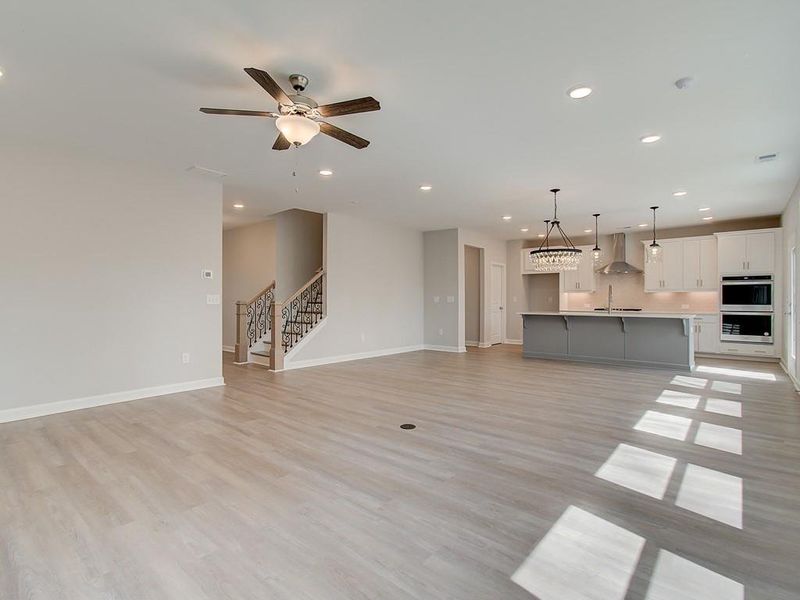Spacious, unfurnished interior of a new home in Oak Valley Estates, Marietta (Image 28).