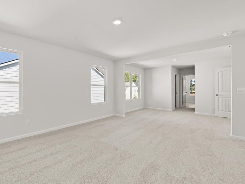 Spacious, unfurnished interior of a new home in Parkside at Carter Grove, Cartersville (Image 35).