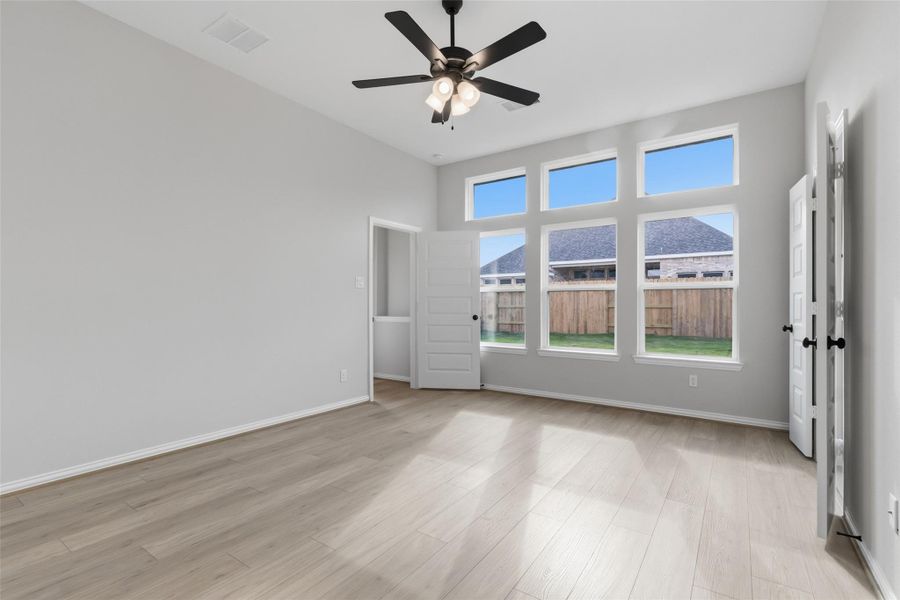 Spacious, unfurnished interior of a new home in Brookewater, Rosenberg (Image 23). Spacious, unfurnished interior of a new home in Brookewater, Rosenberg (Image 23).