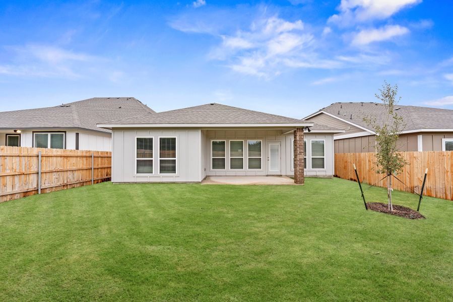 Representative exterior details of a home built from the Fulton by Omega Builders in Turnbo Ranch, Killeen (Image 3).