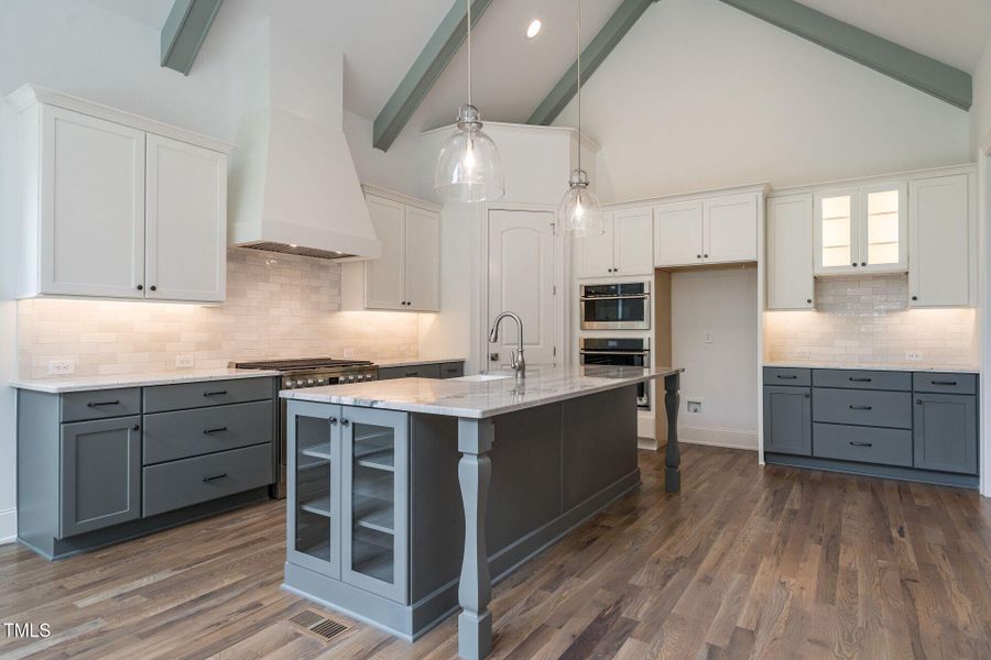 011-1920x1080-kitchen