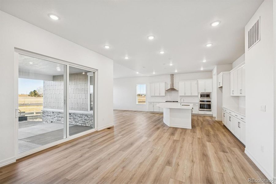 Spacious, unfurnished interior of a new home in Kitchel Lake, Timnath (Image 17).