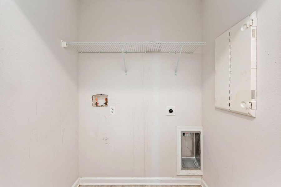 15-web-or-mls-6380-bellavia-ln