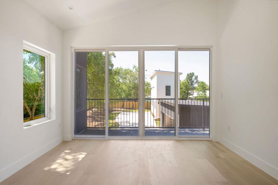 Image 38 of a home in .