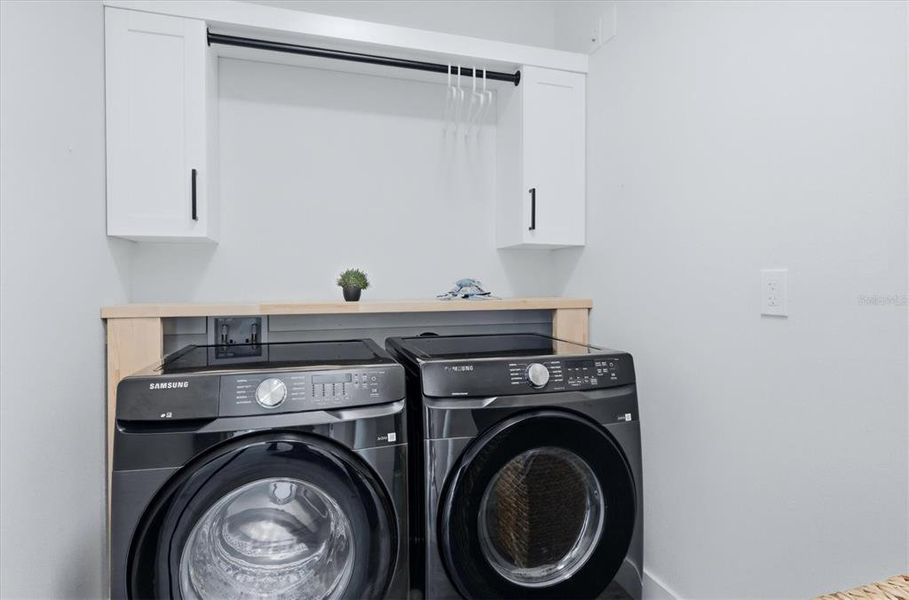 Close-up of interior finishes inside a home in , Port Charlotte (Image 22). Close-up of interior finishes inside a home in , Port Charlotte (Image 22).