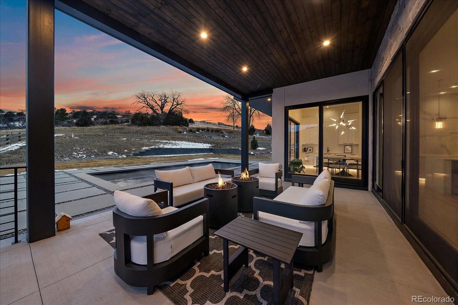 Outdoor Patio Overlooking Pool