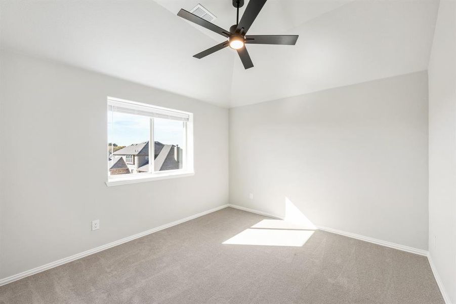 Spacious, unfurnished interior of a new home in Eagle Glen 50, Alvarado (Image 22). Spacious, unfurnished interior of a new home in Eagle Glen 50, Alvarado (Image 22).