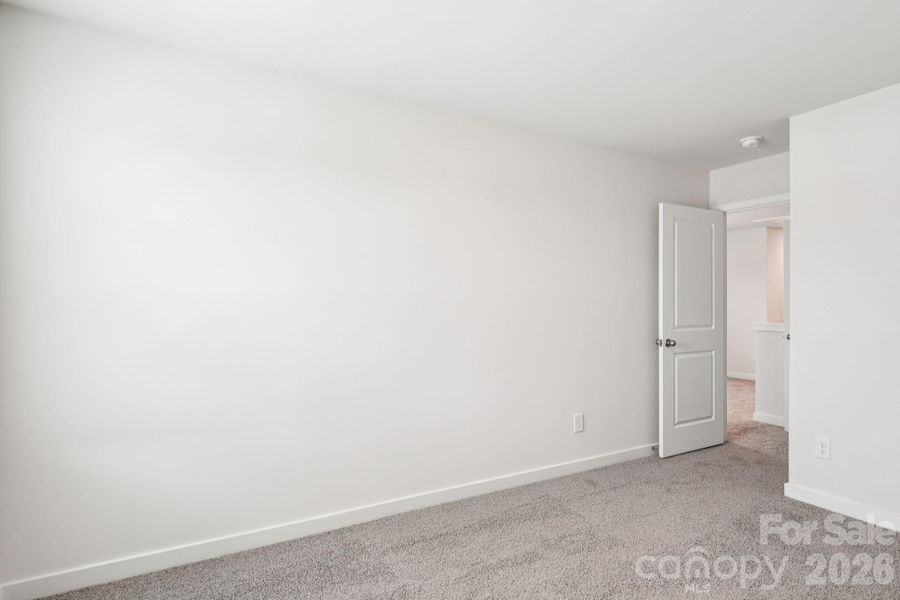 Spacious, unfurnished interior of a new home in Woodhaven at Chester, Chester (Image 27).