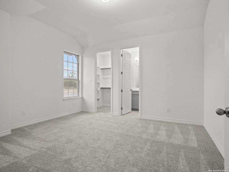 Spacious, unfurnished interior of a new home in Potranco Oaks, Castroville (Image 27). Spacious, unfurnished interior of a new home in Potranco Oaks, Castroville (Image 27).